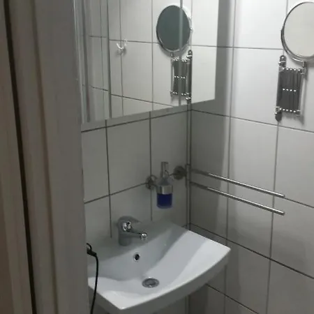 Haus Am Dekernbach Nocleg ze śniadaniem Cochem