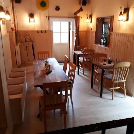 Haus Am Dekernbach 科赫姆