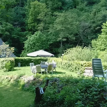 Haus Am Dekernbach 科赫姆